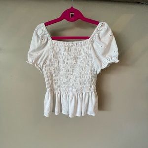 Cute white top size 10-12